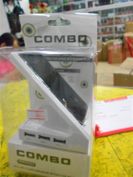 USB HUB    COMBO 3022